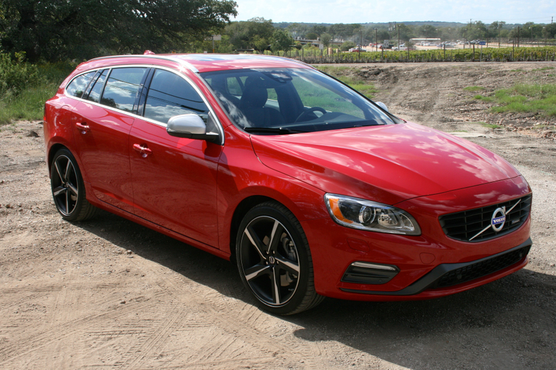 Illustration for article titled 2015 Volvo V60 T6 R-Design: The Jalopnik Review